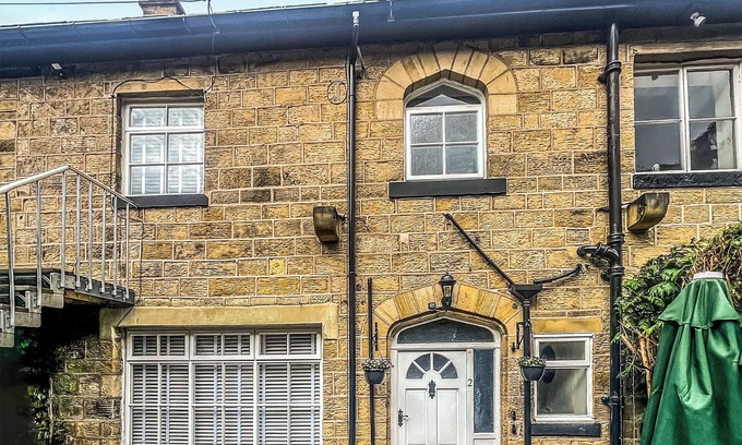 Keighley Cottage | 3 bedroom accommodation in Utley, near Haworth
