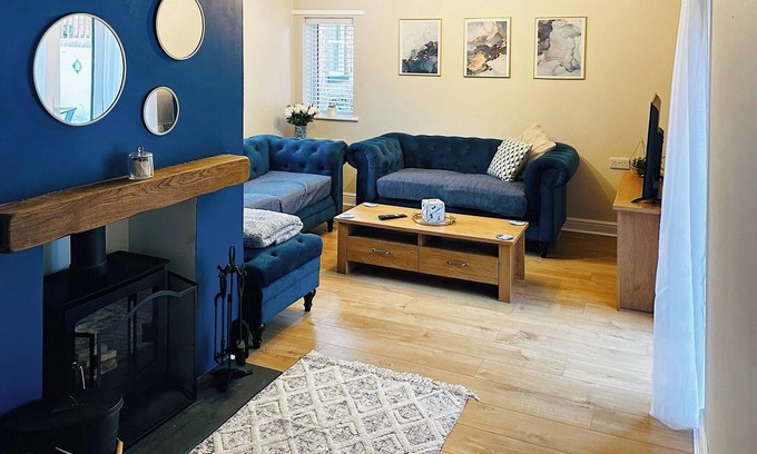 Burgh le Marsh Cottage | 3 bedroom accommodation in Burgh Le Marsh, Skegness