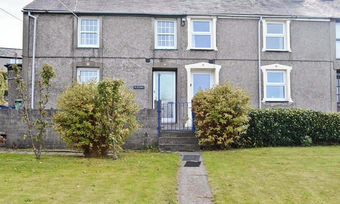 Nefyn Cottage | 3 bedroom accommodation in Nefyn, near Pwllheli