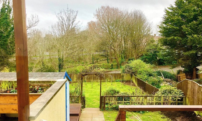 Torquay House | 3 bedroom accommodation in Torquay
