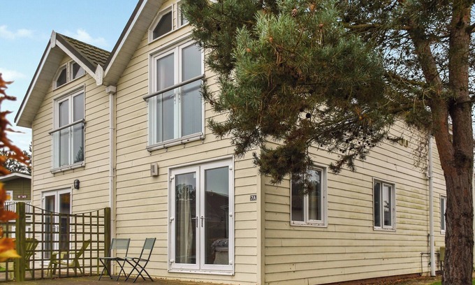 Wisbech Cottage | 3 bedroom accommodation in Tydd St Giles, near Wisbech