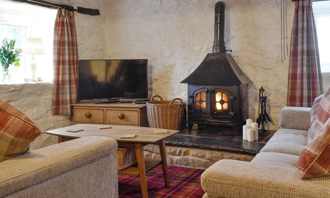 Rhyl Cottage | 3 bedroom accommodation in Marian Cwm, near Prestatyn