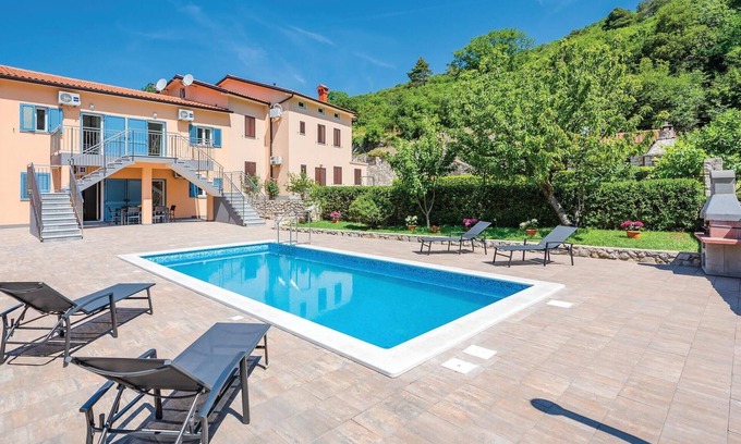 Plomin House | 3 bedroom amazing home in Plomin