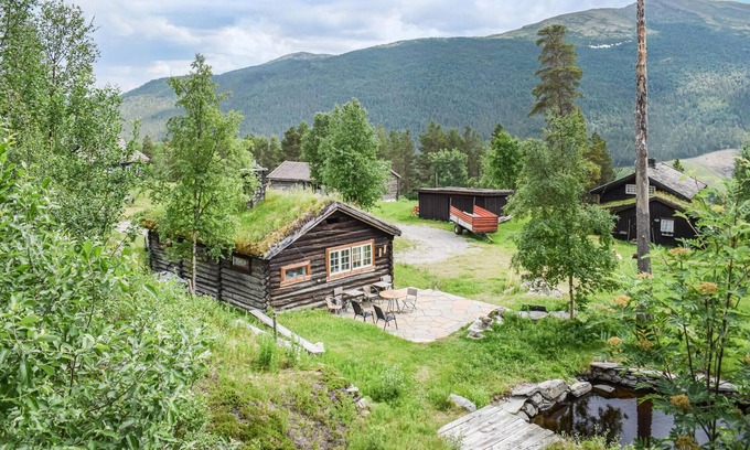 Heidal House | 3 bedroom amazing home in Heidal