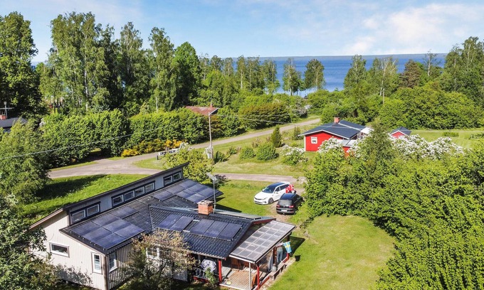 Hova House | 3 bedroom amazing home in Hova