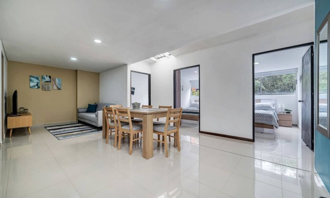 El Tesoro Apartment | 3 bedroom apartment - El Tesoro, Provenza and Parque Lleras