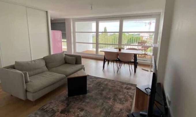 Vauban Apartment | 3 bedroom apartment - cathedral view