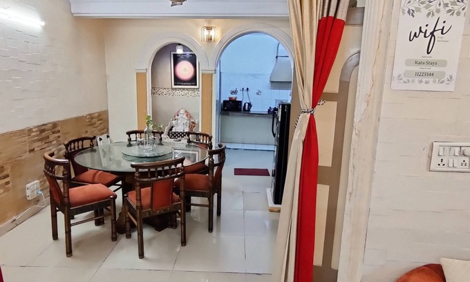Delhi Apartment | 3 Bedroom apartment in central DelhinClose to all major attractions