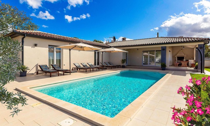 Smoljanci House | 3 bedroom awesome home in Vodnjan