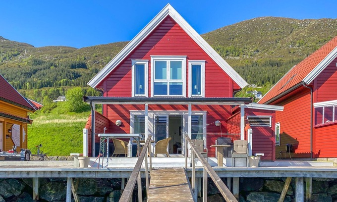 Sande House | 3 bedroom awesome home in Gursken