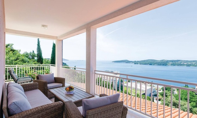 Orasac Apartment | 3 bedroom beautiful apartment in Orasac
