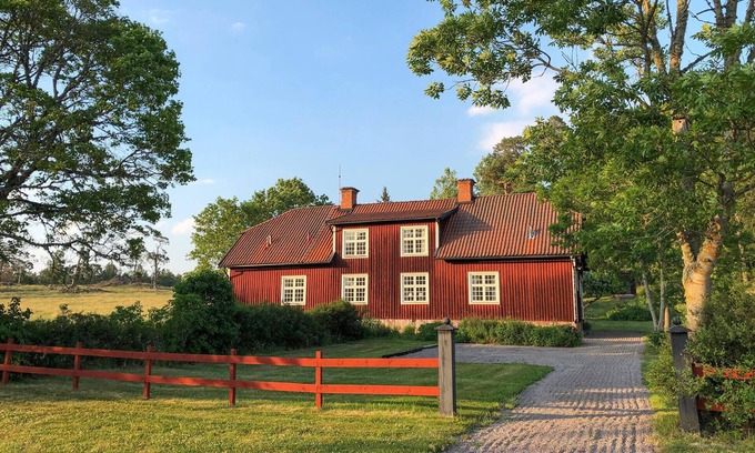 Mantorp House | 3 bedroom beautiful home in Mantorp