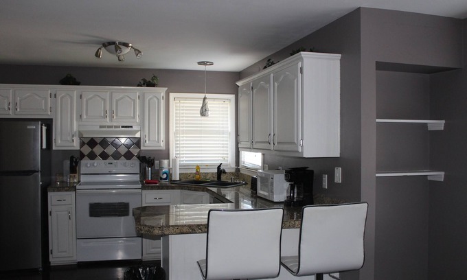 Keene House | 3-Bedroom Berryman Bliss