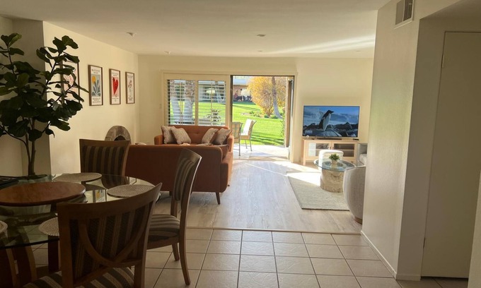 Palm Desert House | 3-Bedroom condo @ Palm Desert Tennis Club