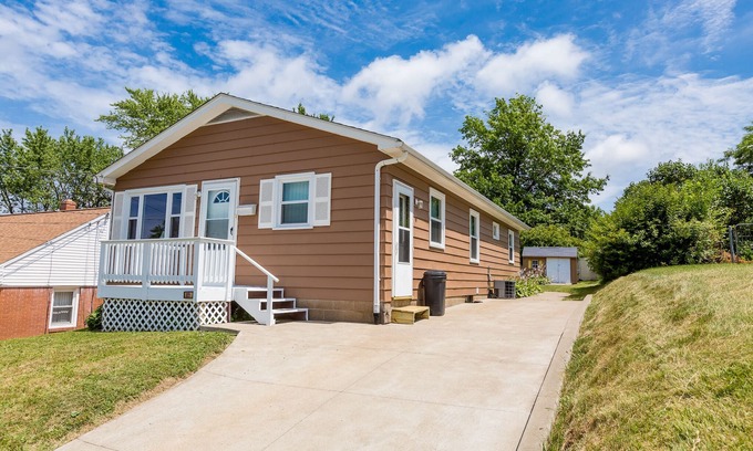 Erie House | 3 bedroom ERIE-sistable home!