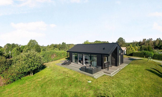Øer Strand House | 3 bedroom gorgeous home in Ebeltoft