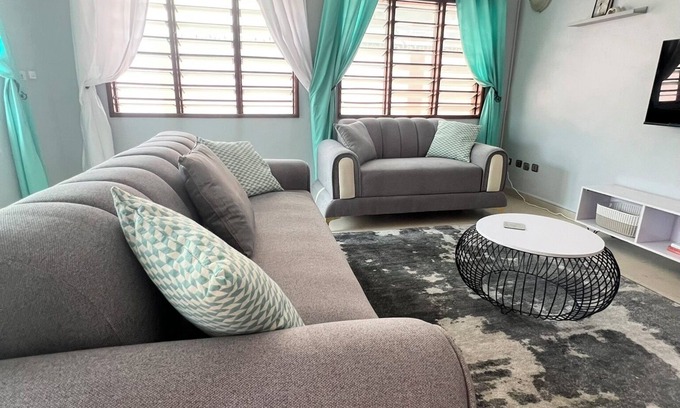 Abomey-Calavi House | 3 Bedroom Holiday House - La Casa Cotonou