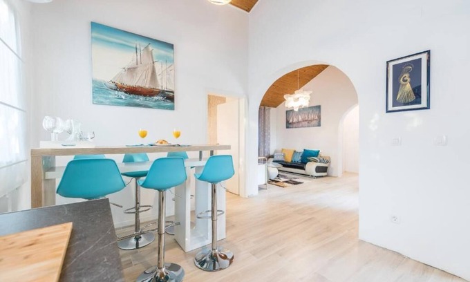 Potocnica House | 3-bedroom house in amazing Potočnica only 200 m from the beach