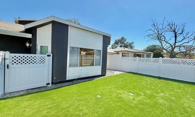 El Cajon House | 3-bedroom house in lovely San Diego with garage. Enjoy your stay