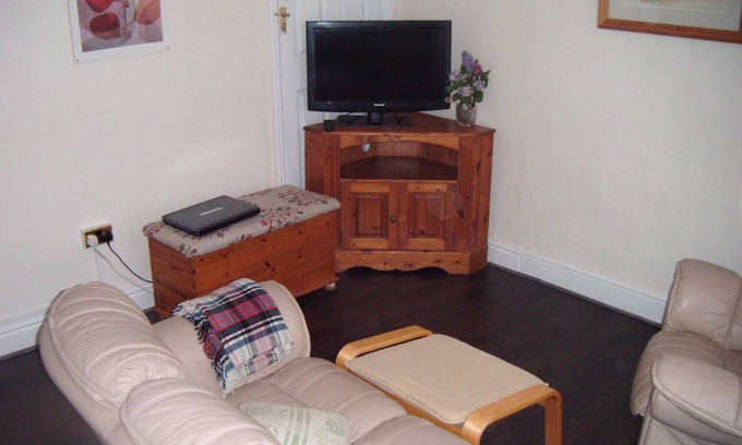 Derby House | 3 Bedroom House near Derby City Centre Contractors/Companies & Families Welcome