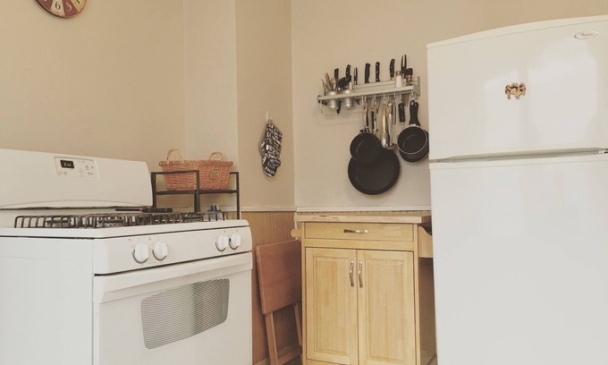 Buffalo House | 3 Bedroom in Buffalo near Niagara Falls