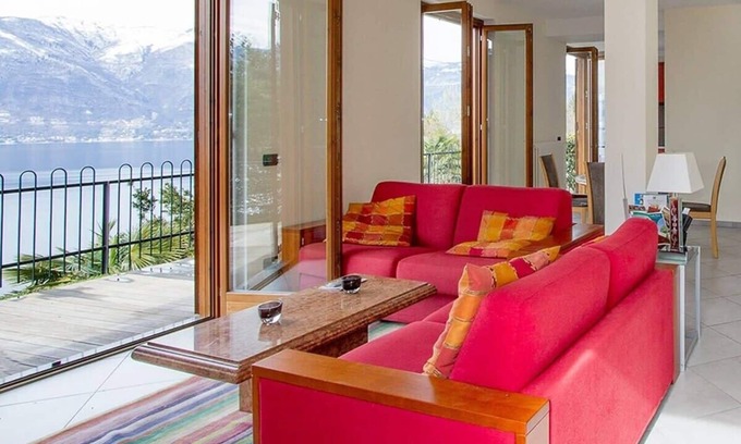 Brezzo di Bedero Apartment | 3 bedroom Italian Lakes apartment