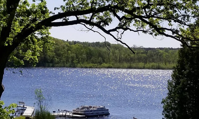Campbellsport Cottage | 3-bedroom lake cottage in the Kettle Moraine State Forest