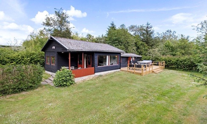 Kegnæshøj House | 3 bedroom lovely home in Sydals