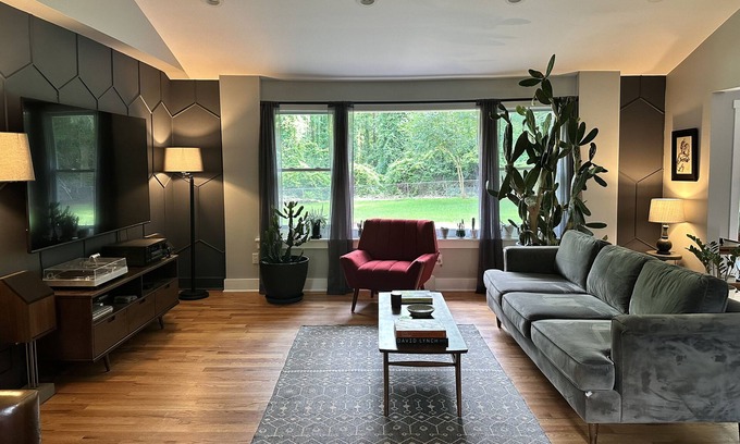 Candler-McAfee House | 3-bedroom Mid-Century Modern home in lovely Decatur