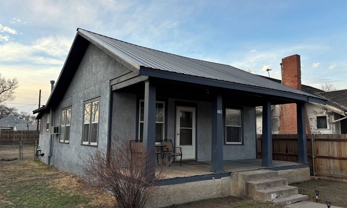 Rocky Ford House | 3-bedroom private house for your stay in lovely Rocky Ford, Colorado
