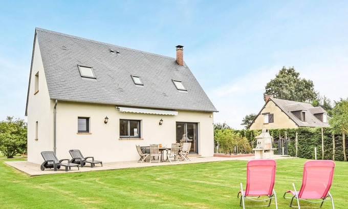 Equemauville House | 3 bedroom stunning home in EQUEMAUVILLE