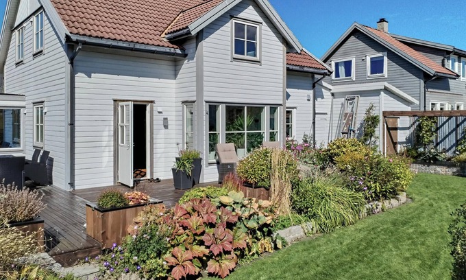 Karmoy House | 3 bedroom stunning home in Avaldsnes