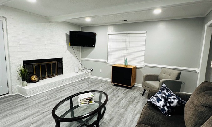 Northwest House | 3-bedroom townhome in amazing Virginia Beach