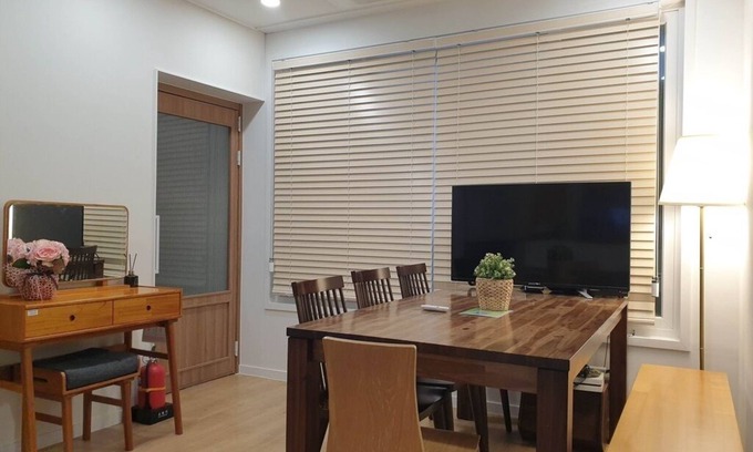 Suwon House | 3-bedroom Urban Hideaway in enjoyable Suwon-si