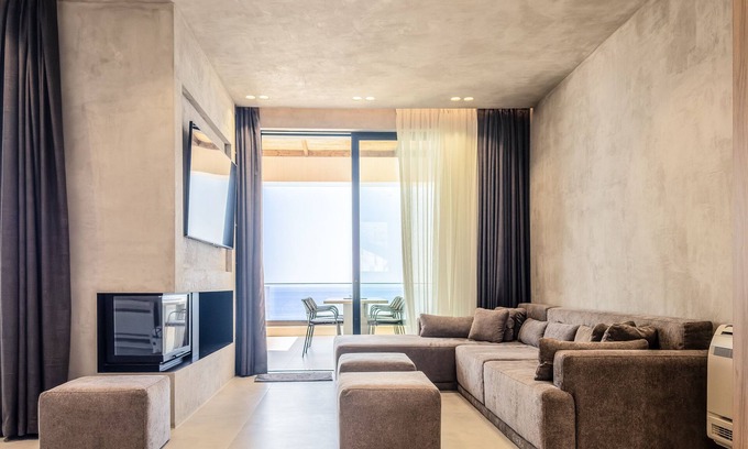 Jala Villa | 3 bedroom Villa in Dhermi