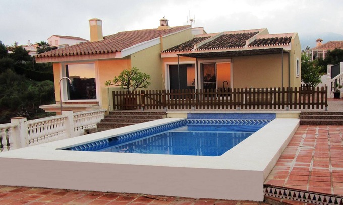 Benalmadena Costa Villa | 3 bedroom villa near the beach