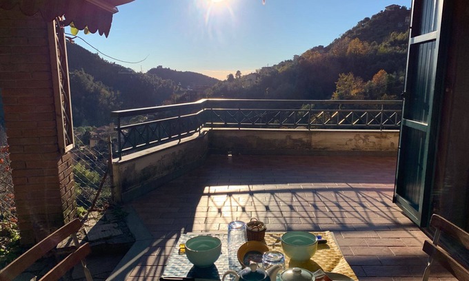 Montignoso House | 3 Bedrooms, detached villa with swimming pool in the hills of Montignoso. Peaceful and quiet.