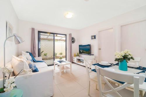 South Hurstville House | 3 Bedrooms Holiday Home Near Sydney Airport