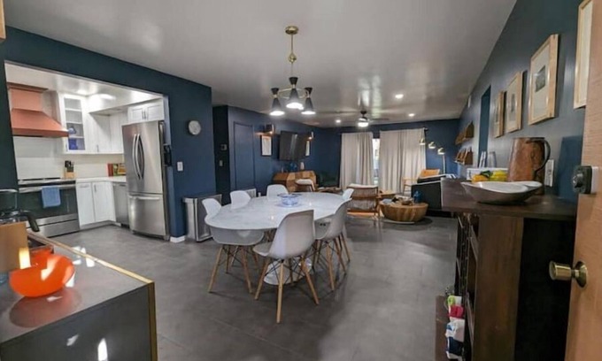 Baristo Condo | 3 BR Condo/Amazing Amenities & Views/Walk-2-Town