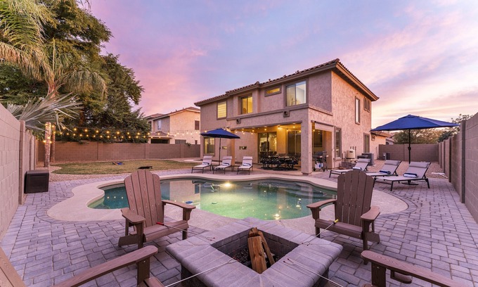 Gilbert House | 3 Kings~Casita~Pool~GameRoom~FirePit