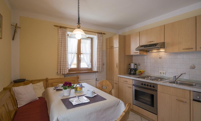 Niederaudorf Apartment | 3-room apartment balcony, 58 sqm, 2 sep. Bedroom