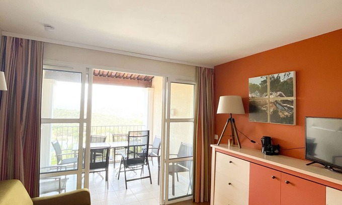 Cap Esterel Apartment | 3-room duplex with terrace, solarium, pool, and parking