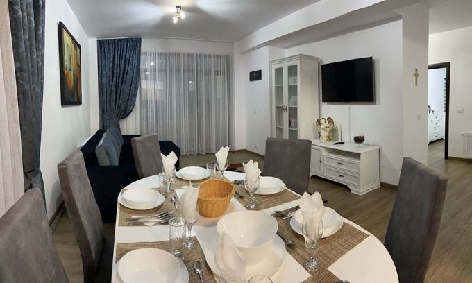 Gura Humorului Apartment | 3 Room Elegant Apartment
