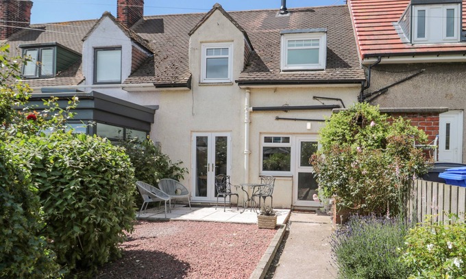 Bamburgh House | 3 ST. CUTHBERTS GARTH, pet friendly, with open fire in Bamburgh