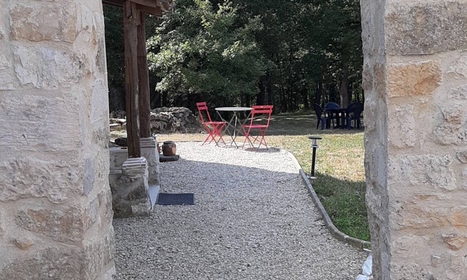 Le Boulve Apartment | 3-star gîte, 30 minutes from Cahors, in a peaceful natural setting, total relaxation