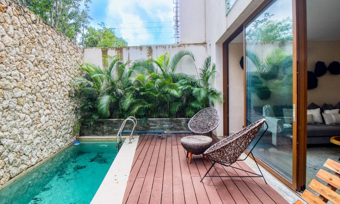 Tulum House | 3-story condo with private plunge pool, balcony, exercise room, and AC