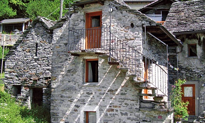 Brione Other | 30 m² Accommodation ∙ 1 bedroom ∙ 2 guests