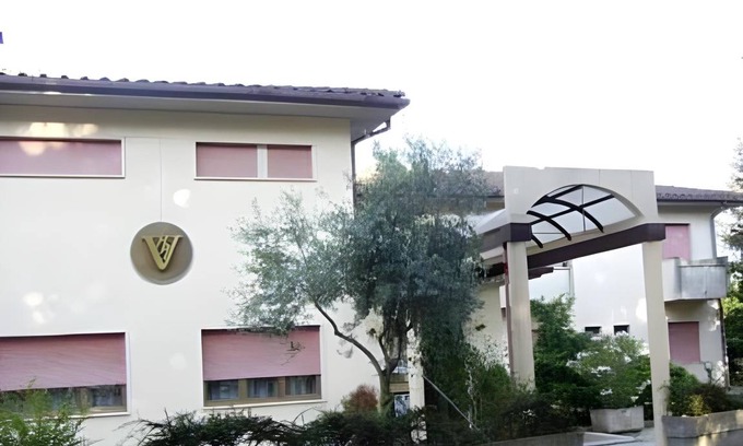 Contigliano Hotel | 30 m² Hotel ∙ 3 guests