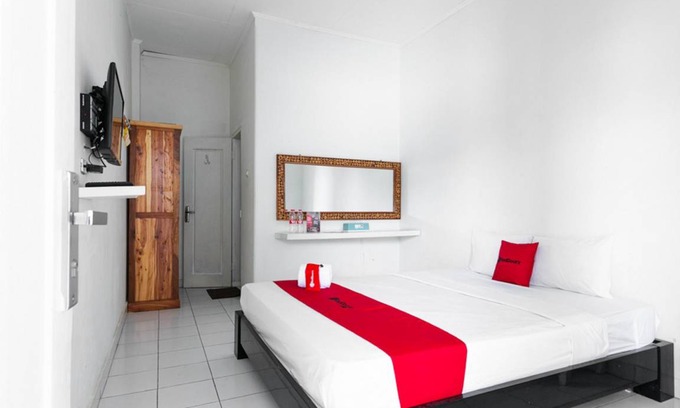 Karanganyar Hotel | 30 m² Hotel ∙ 3 guests