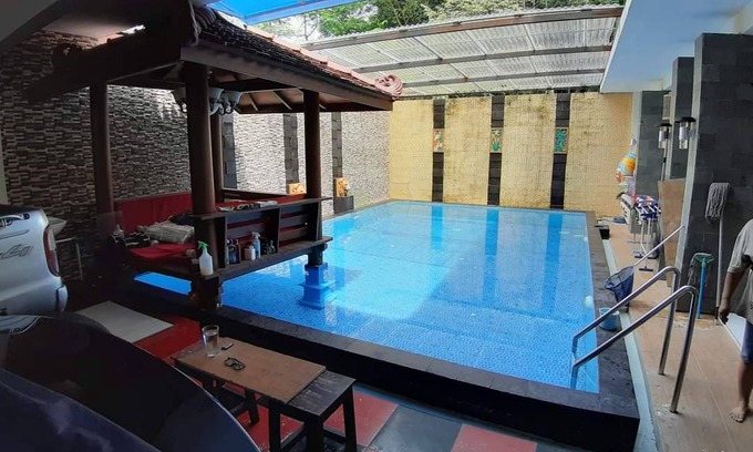 Depok Villa | 300 m² Villa ∙ 4 bedrooms ∙ 10 guests